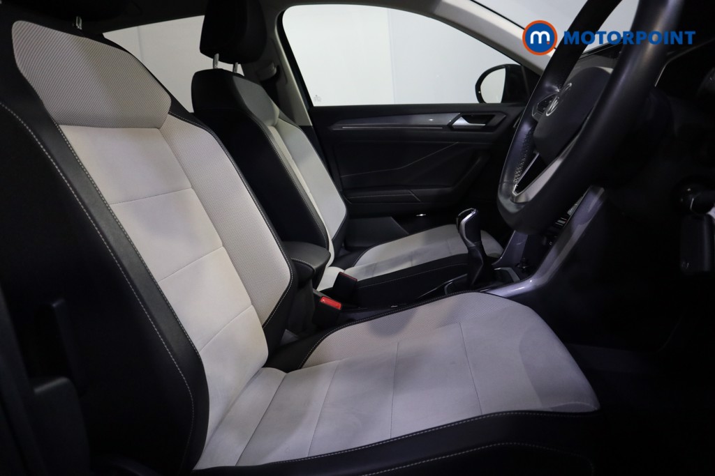 Volkswagen T-Roc Style Manual Petrol SUV - Stock Number (1616979) - 15th supplementary image