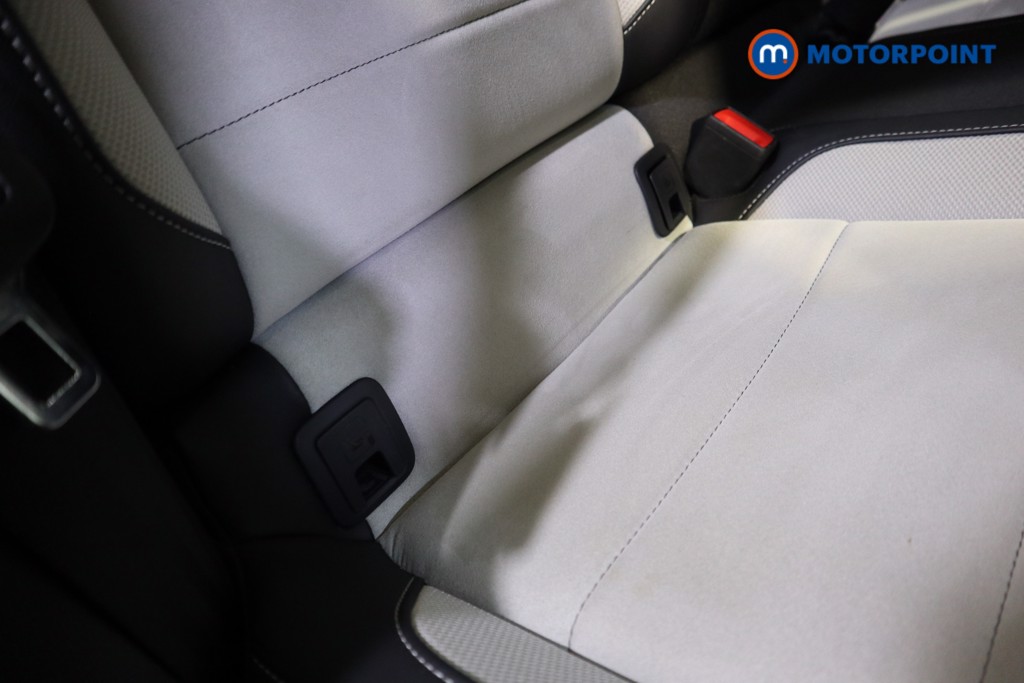 Volkswagen T-Roc Style Manual Petrol SUV - Stock Number (1616979) - 17th supplementary image