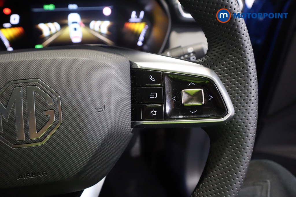 Mg Motor Uk ZS Trophy Automatic Petrol-Electric Hybrid SUV - Stock Number (1617047) - 11th supplementary image