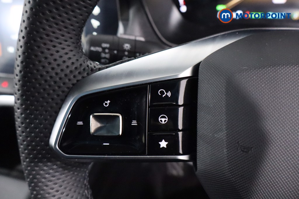 Mg Motor Uk ZS Trophy Automatic Petrol-Electric Hybrid SUV - Stock Number (1617178) - 7th supplementary image