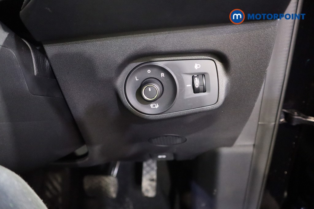 Mg Motor Uk ZS Trophy Automatic Petrol-Electric Hybrid SUV - Stock Number (1617184) - 11th supplementary image