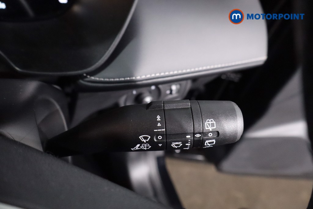 Mg Motor Uk ZS Trophy Automatic Petrol-Electric Hybrid SUV - Stock Number (1617555) - 15th supplementary image