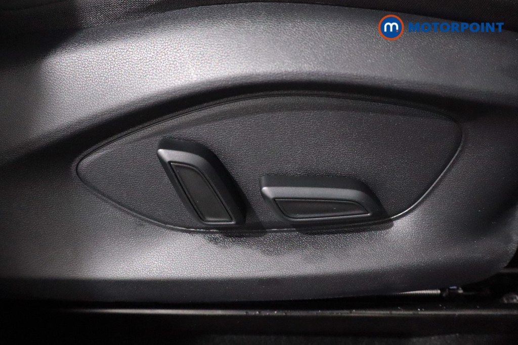 Mg Motor Uk ZS Trophy Automatic Petrol-Electric Hybrid SUV - Stock Number (1617555) - 23rd supplementary image