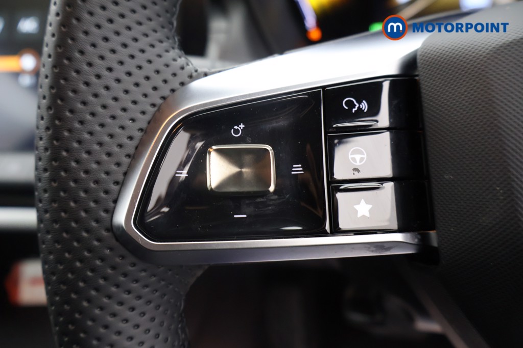 Mg Motor Uk ZS Trophy Automatic Petrol-Electric Hybrid SUV - Stock Number (1617681) - 7th supplementary image