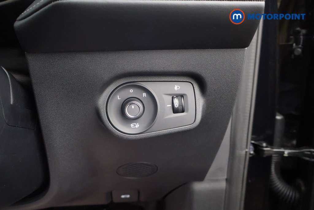 Mg Motor Uk ZS Trophy Automatic Petrol-Electric Hybrid SUV - Stock Number (1617681) - 11th supplementary image