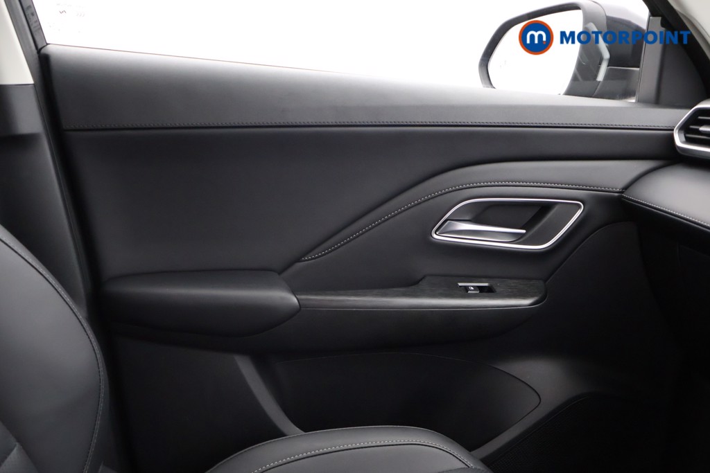 Mg Motor Uk ZS Trophy Automatic Petrol-Electric Hybrid SUV - Stock Number (1617728) - 16th supplementary image