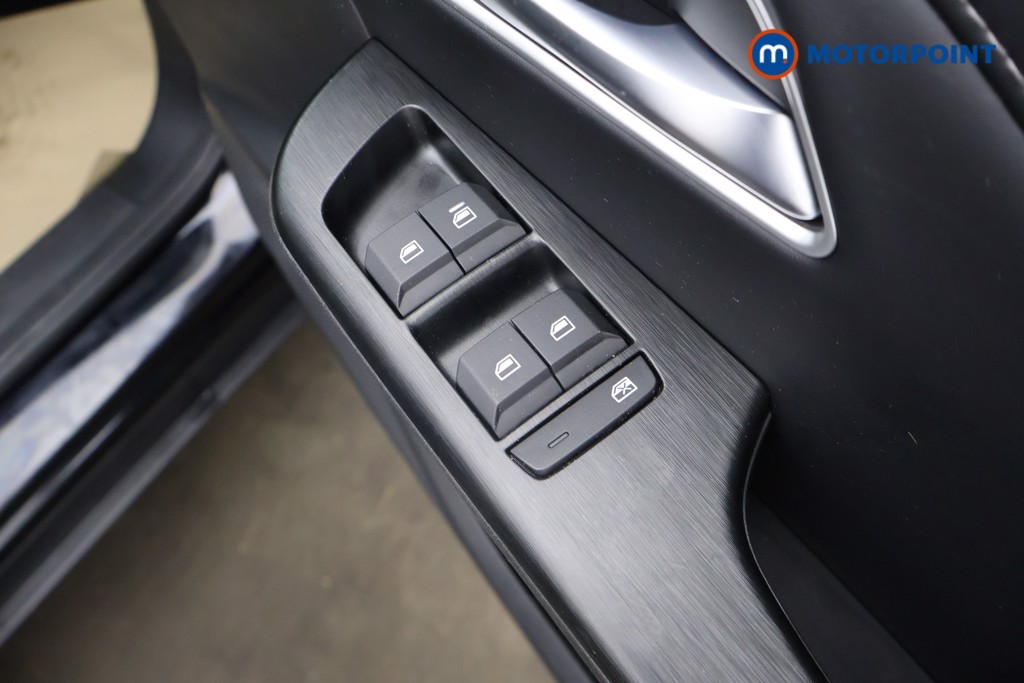 Mg Motor Uk ZS Trophy Automatic Petrol-Electric Hybrid SUV - Stock Number (1617728) - 19th supplementary image