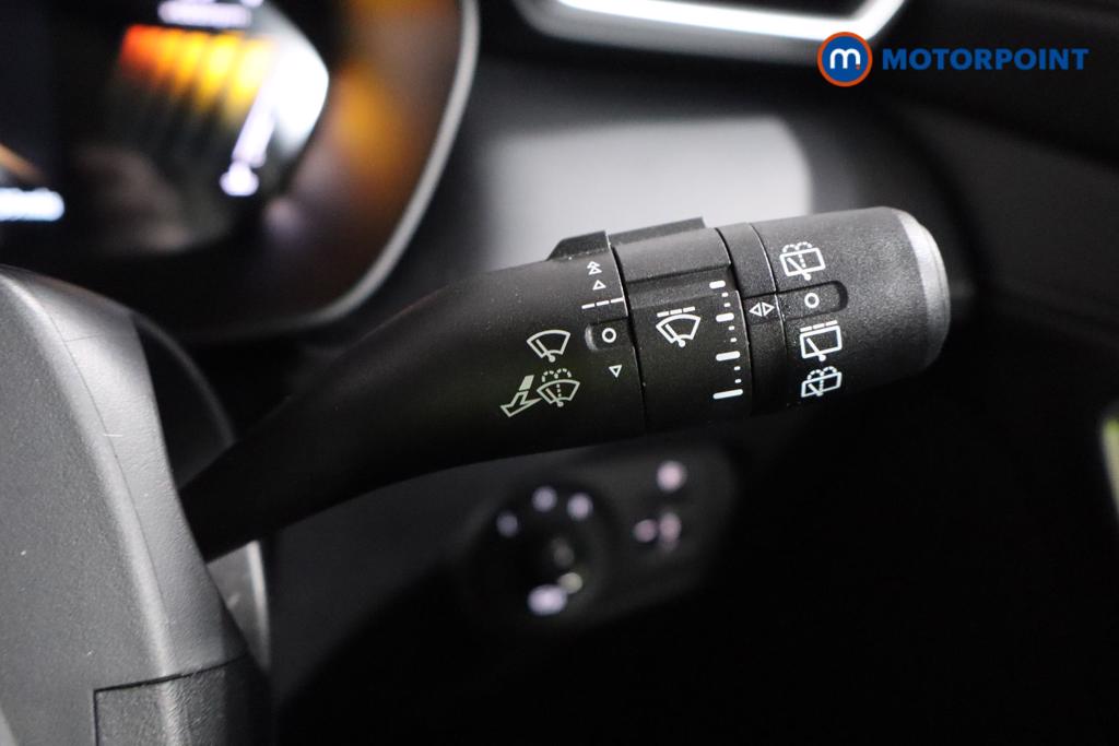 Mg Motor Uk ZS Trophy Automatic Petrol-Electric Hybrid SUV - Stock Number (1617766) - 13th supplementary image