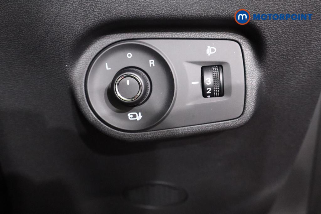 Mg Motor Uk ZS Trophy Automatic Petrol-Electric Hybrid SUV - Stock Number (1617766) - 14th supplementary image