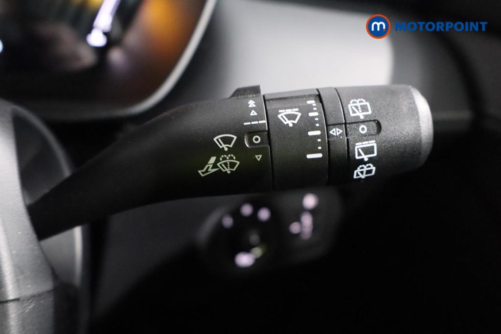 Mg Motor Uk ZS Trophy Automatic Petrol-Electric Hybrid SUV - Stock Number (1617879) - 13th supplementary image