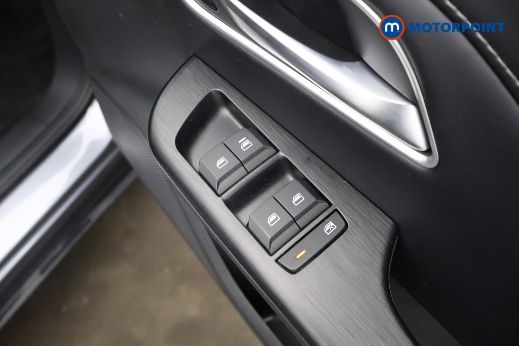 Mg Motor Uk ZS Trophy Automatic Petrol-Electric Hybrid SUV - Stock Number (1617889) - 19th supplementary image