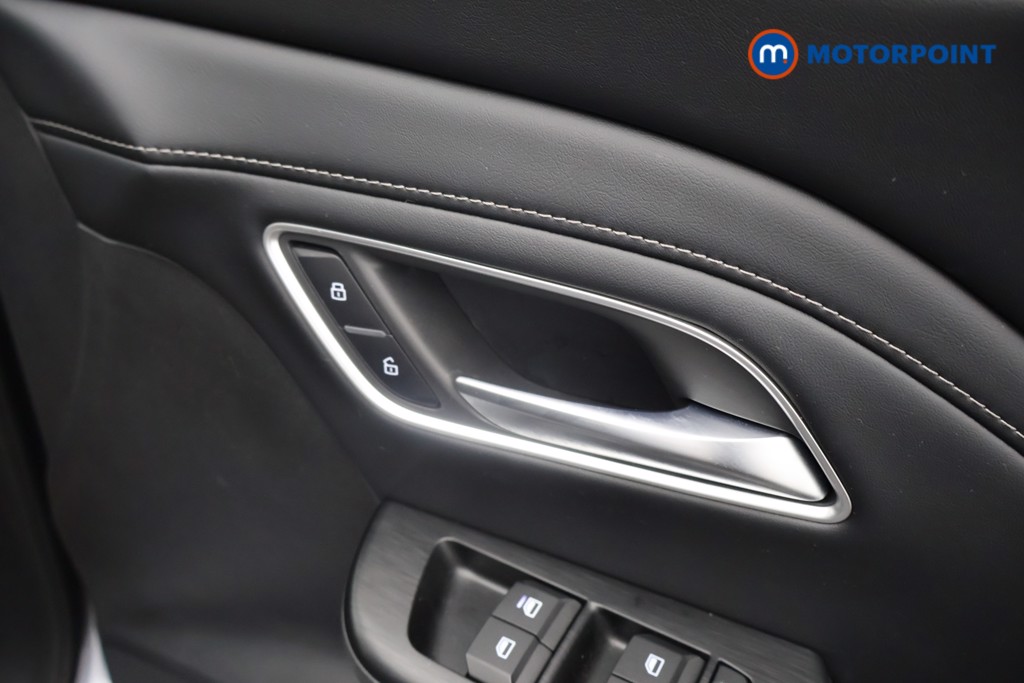 Mg Motor Uk ZS Trophy Automatic Petrol-Electric Hybrid SUV - Stock Number (1617889) - 20th supplementary image