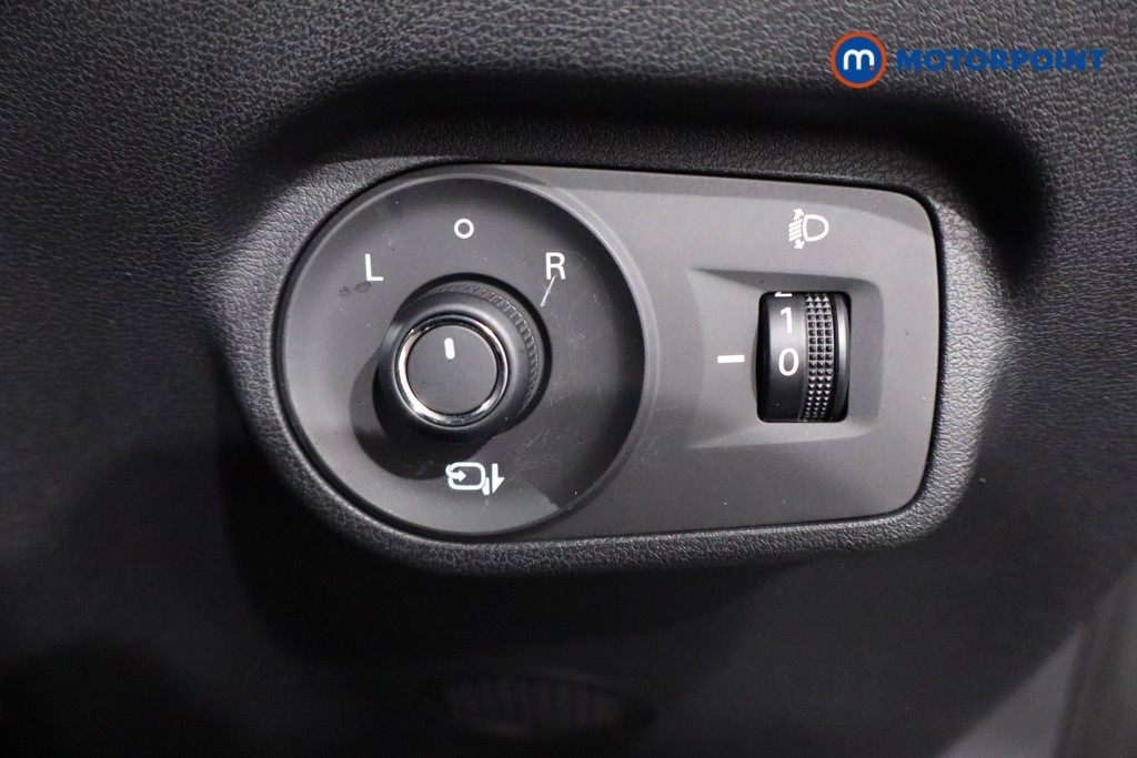 Mg Motor Uk ZS Trophy Automatic Petrol-Electric Hybrid SUV - Stock Number (1617891) - 17th supplementary image