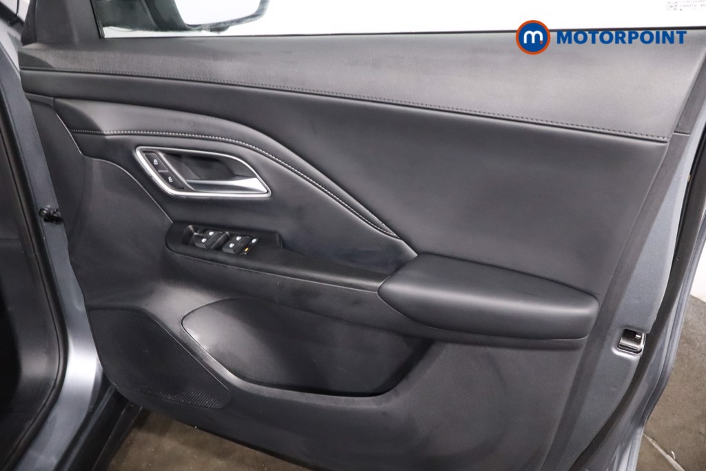 Mg Motor Uk ZS Trophy Automatic Petrol-Electric Hybrid SUV - Stock Number (1617891) - 24th supplementary image