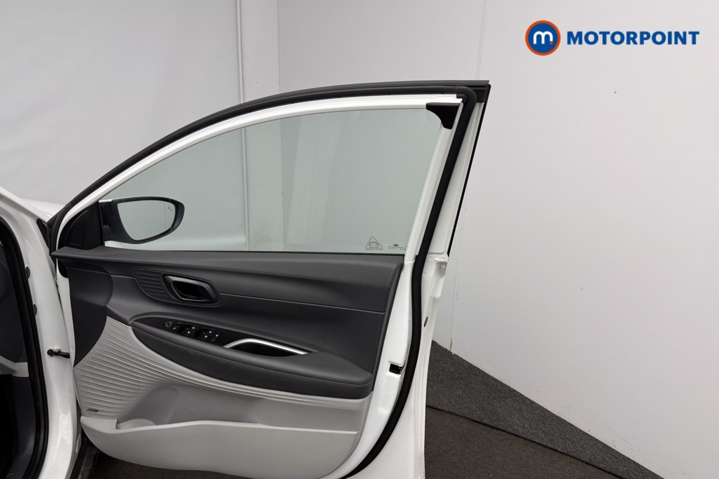 Hyundai Bayon Ultimate Automatic Petrol SUV - Stock Number (1618029) - 18th supplementary image