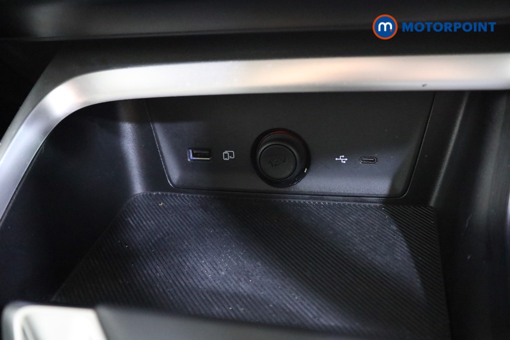 Mg Motor Uk ZS Trophy Automatic Petrol-Electric Hybrid SUV - Stock Number (1618115) - 8th supplementary image