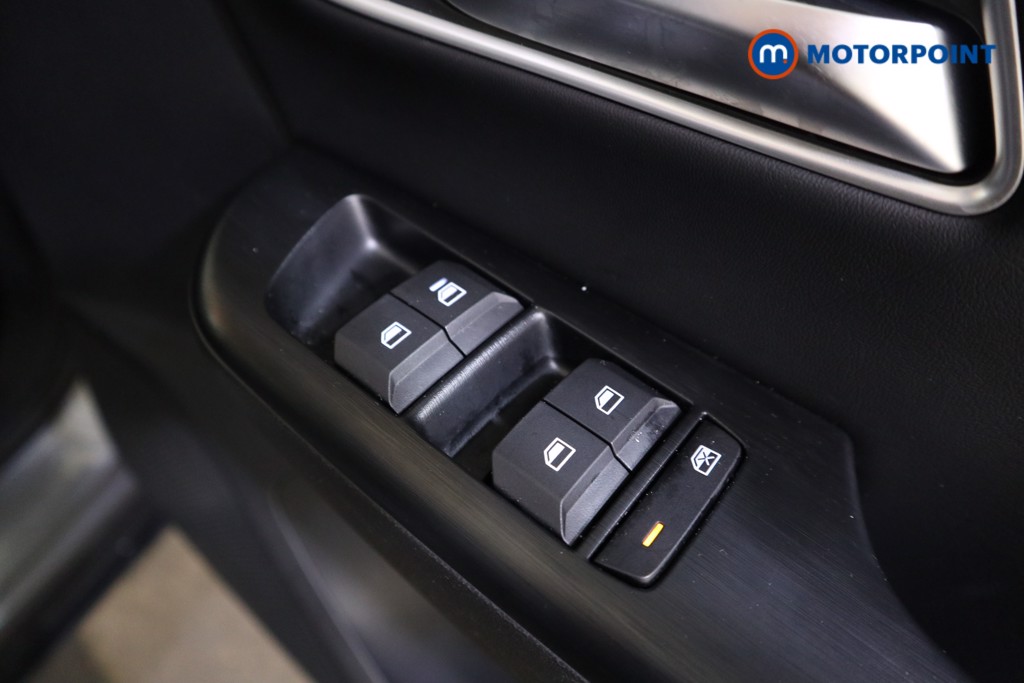 Mg Motor Uk ZS Trophy Automatic Petrol-Electric Hybrid SUV - Stock Number (1618115) - 15th supplementary image