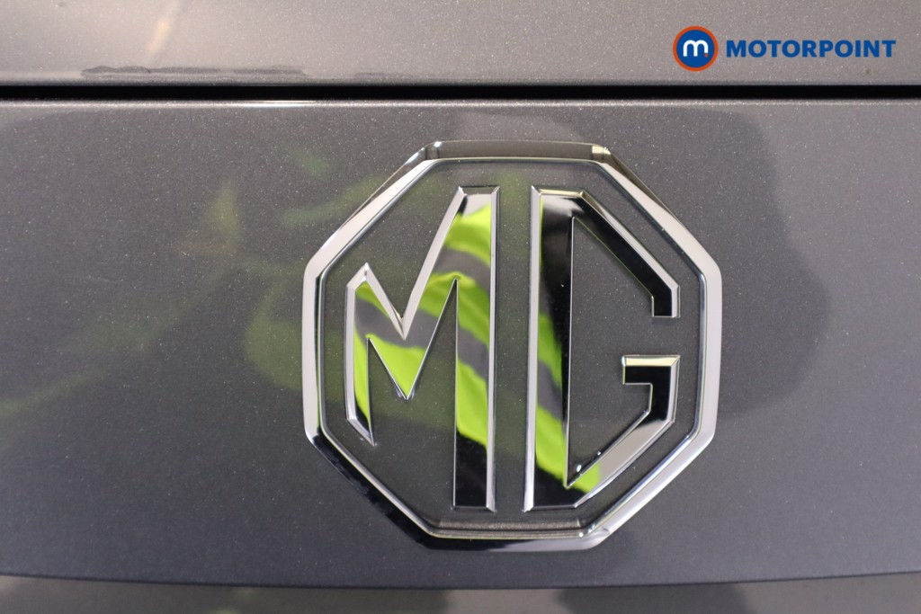 Mg Motor Uk ZS Trophy Automatic Petrol-Electric Hybrid SUV - Stock Number (1618246) - 33rd supplementary image