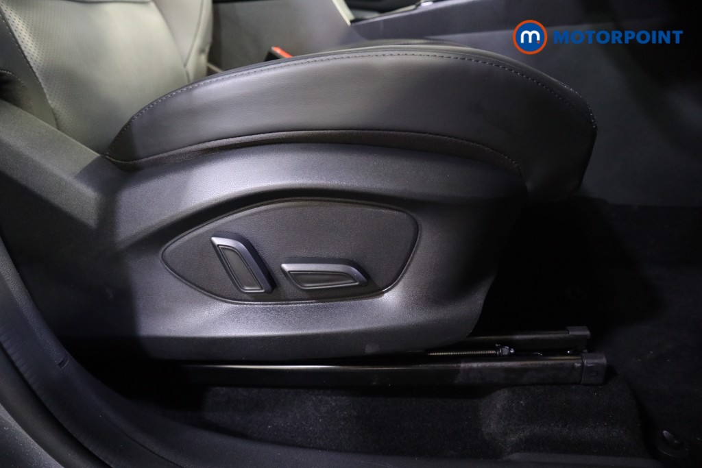 Mg Motor Uk ZS Trophy Automatic Petrol-Electric Hybrid SUV - Stock Number (1618299) - 14th supplementary image