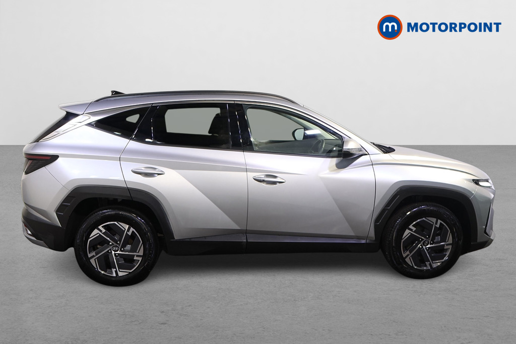 Hyundai Tucson Advance Manual Petrol SUV - Stock Number (1618306) - Drivers side