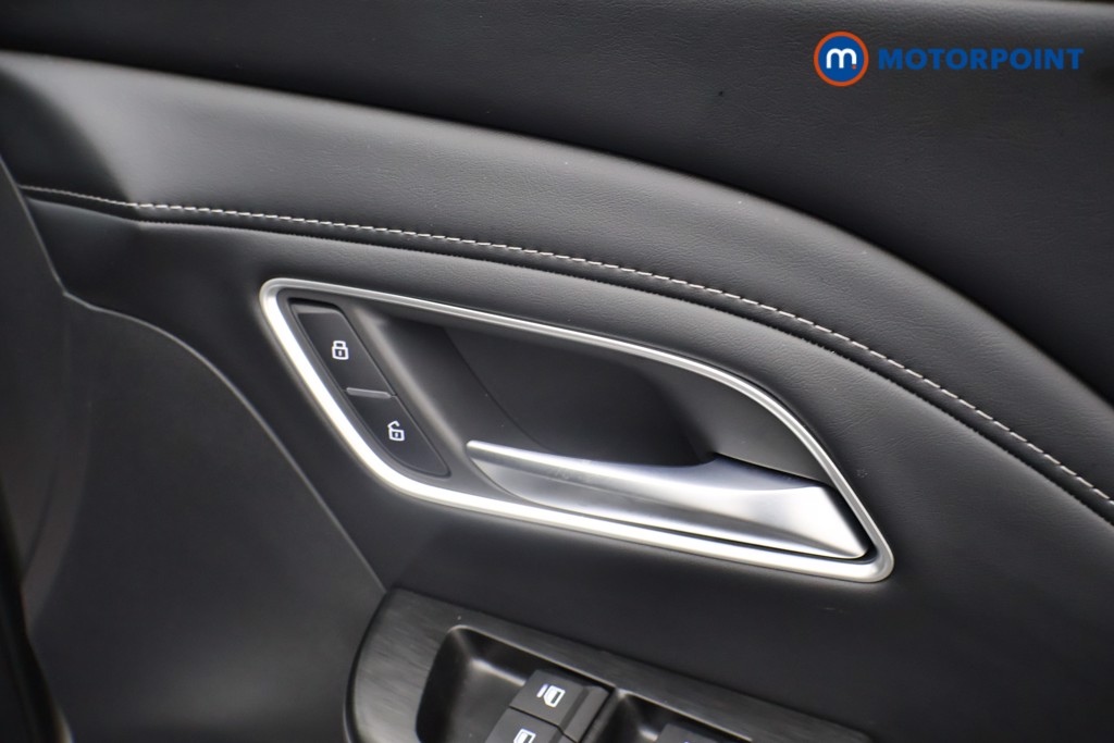 Mg Motor Uk ZS Trophy Automatic Petrol-Electric Hybrid SUV - Stock Number (1618410) - 21st supplementary image