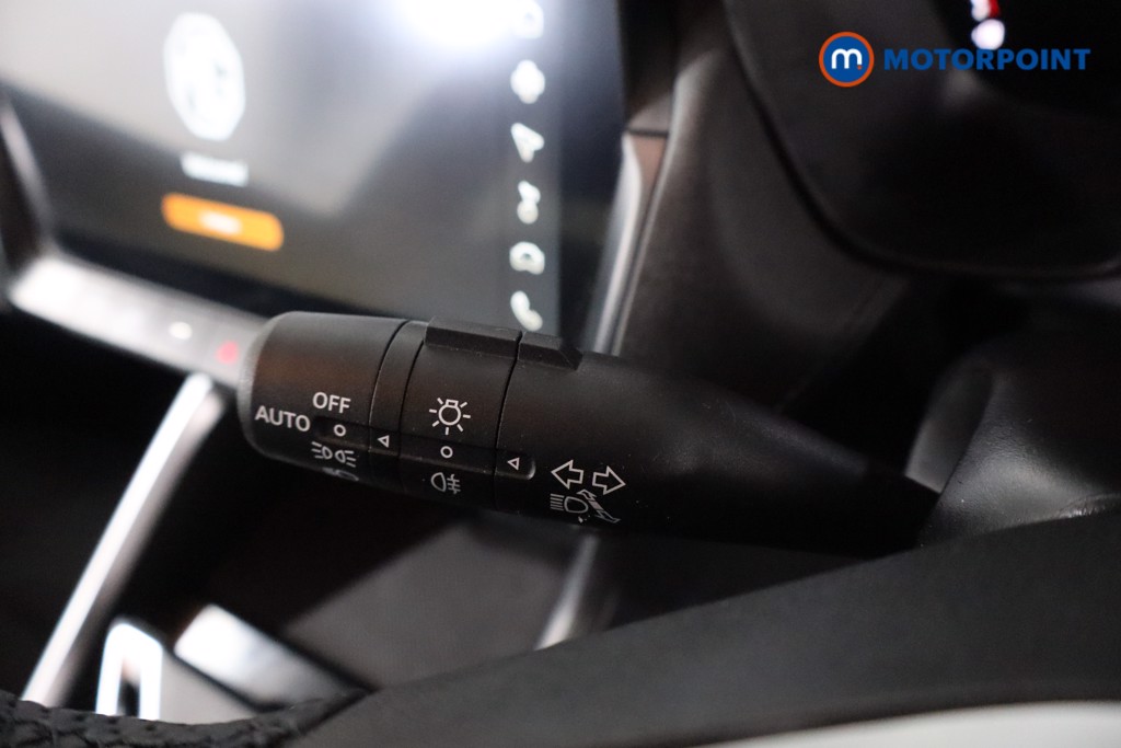 Mg Motor Uk ZS Trophy Automatic Petrol-Electric Hybrid SUV - Stock Number (1618445) - 14th supplementary image