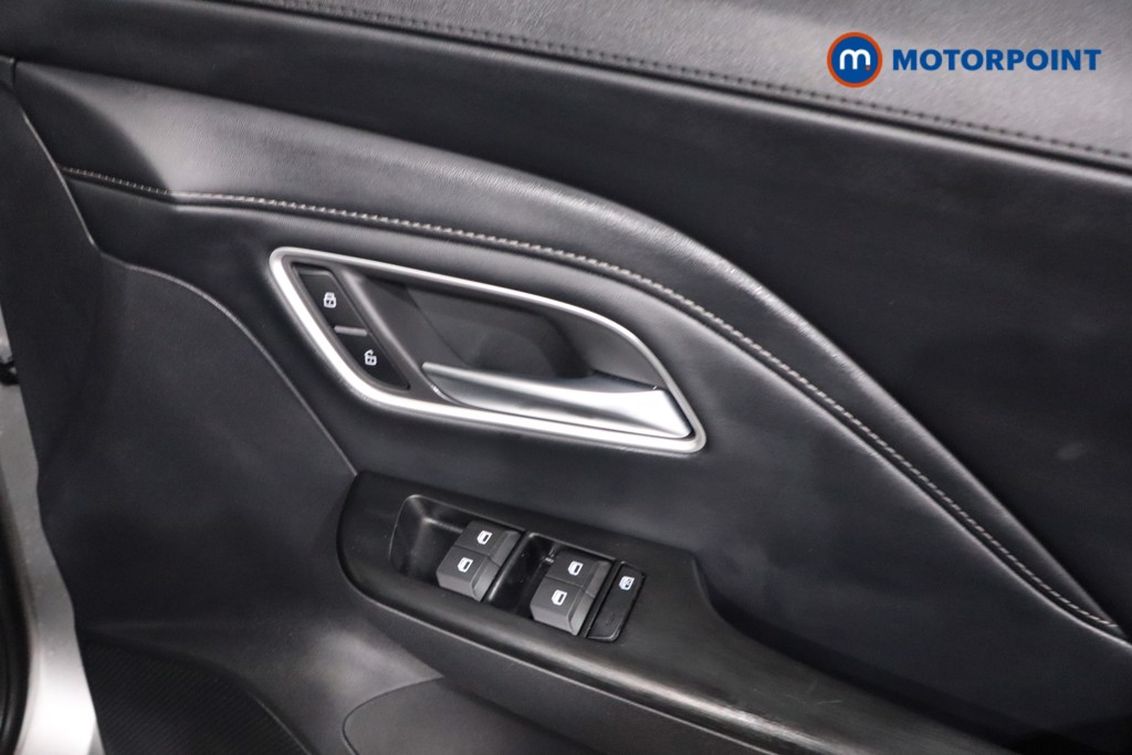 Mg Motor Uk ZS Trophy Automatic Petrol-Electric Hybrid SUV - Stock Number (1618445) - 23rd supplementary image