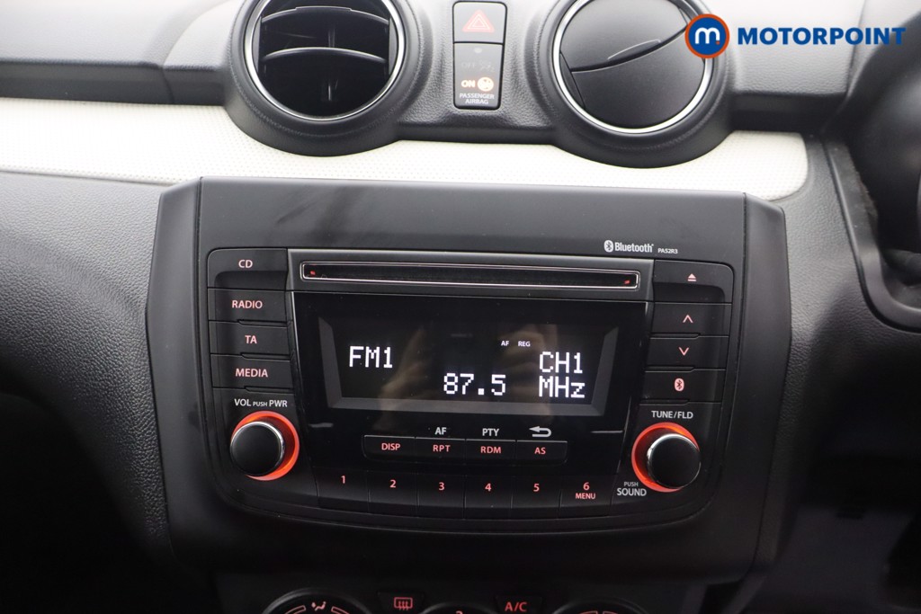 Suzuki Swift Attitude Manual Petrol Hatchback - Stock Number (1618653) - 2nd supplementary image