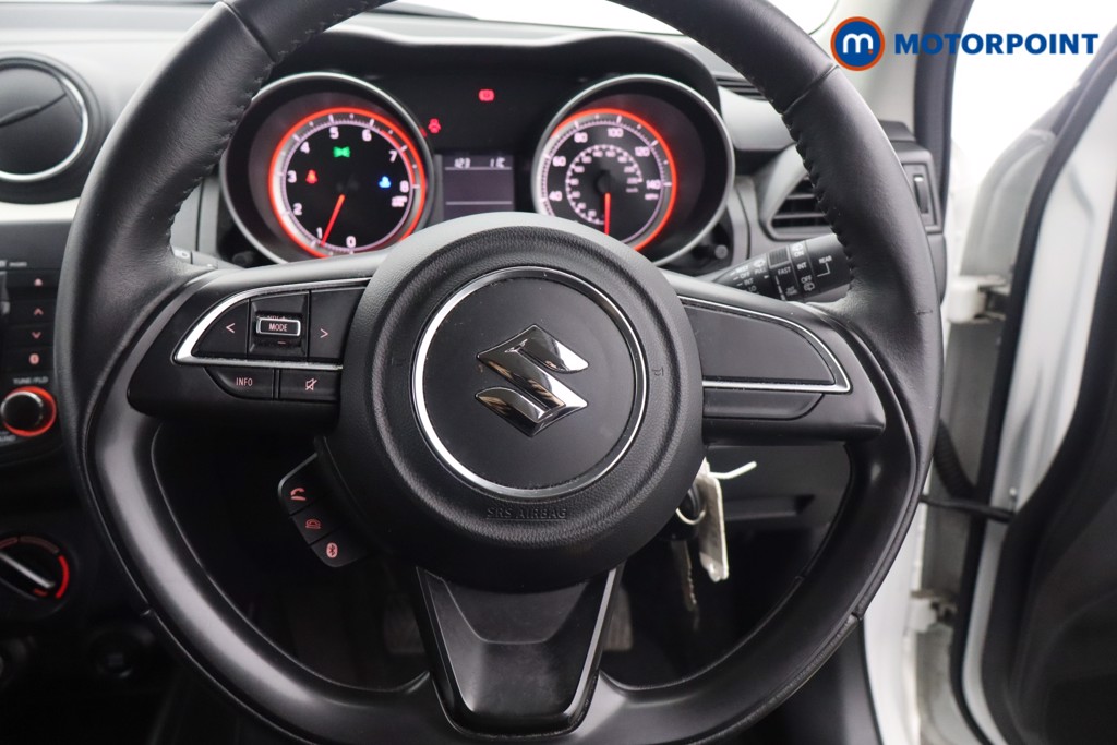 Suzuki Swift Attitude Manual Petrol Hatchback - Stock Number (1618653) - 5th supplementary image