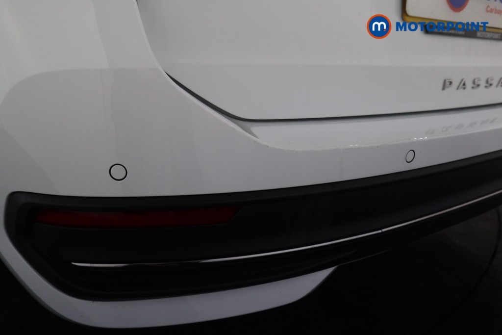 Volkswagen Passat Life Automatic Petrol Plug-In Hybrid Estate - Stock Number (1618679) - 28th supplementary image