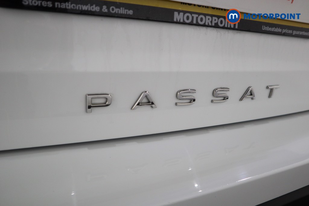 Volkswagen Passat Life Automatic Petrol Plug-In Hybrid Estate - Stock Number (1618679) - 29th supplementary image