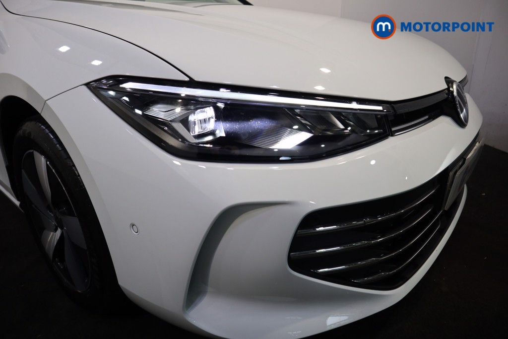 Volkswagen Passat Life Automatic Petrol Plug-In Hybrid Estate - Stock Number (1618679) - 39th supplementary image