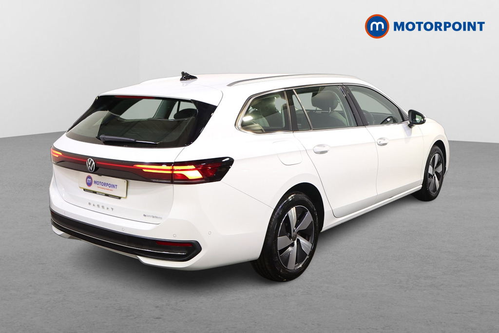 Volkswagen Passat Life Automatic Petrol Plug-In Hybrid Estate - Stock Number (1618679) - Drivers side rear corner