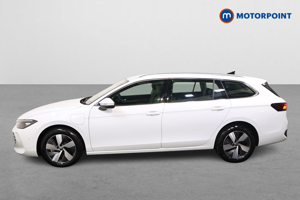 Volkswagen Passat Life Automatic Petrol Plug-In Hybrid Estate - Stock Number (1618679) - Passenger side