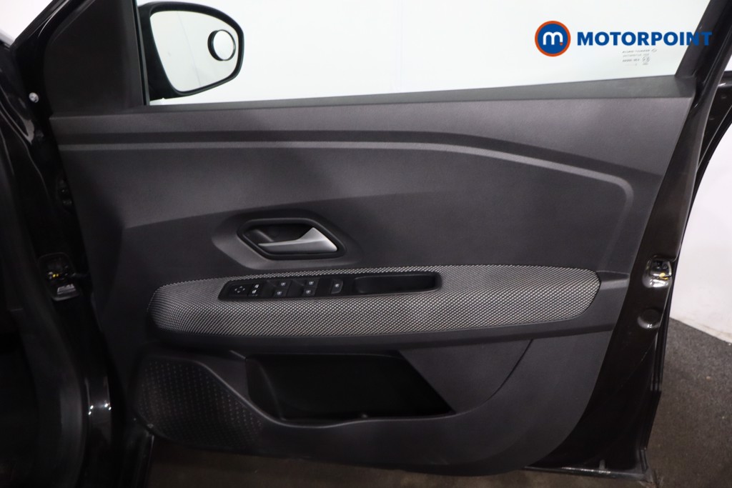 Dacia Sandero Expression Manual Petrol Hatchback - Stock Number (1619022) - 21st supplementary image