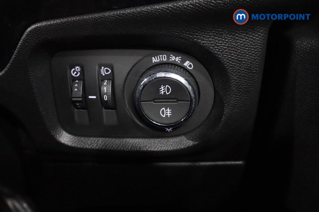 Vauxhall Corsa GS Manual Petrol Hatchback - Stock Number (1619057) - 9th supplementary image