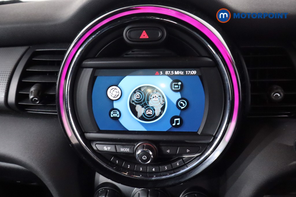 Mini Convertible Cooper Manual Petrol Convertible - Stock Number (1619146) - 2nd supplementary image