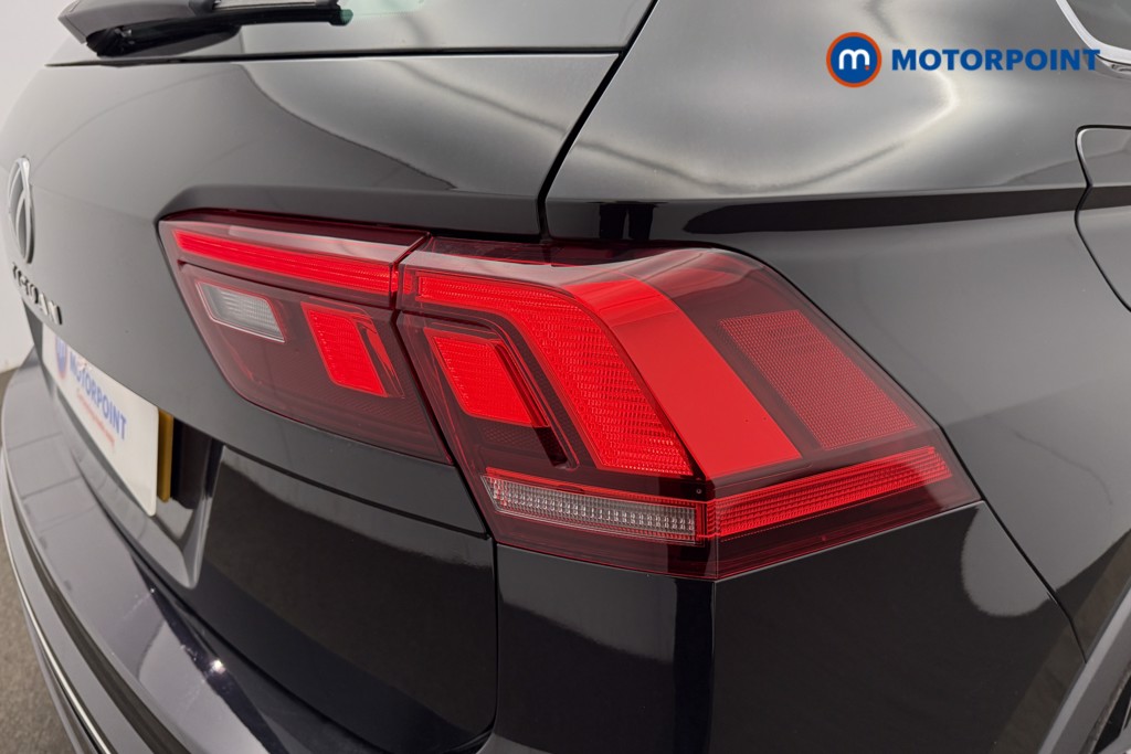 Volkswagen Tiguan R-Line Automatic Petrol SUV - Stock Number (1619284) - 20th supplementary image