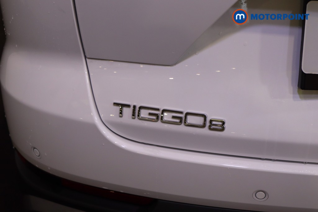 Chery Tiggo 8 Summit Automatic Petrol Plug-In Hybrid SUV - Stock Number (1619432) - 32nd supplementary image