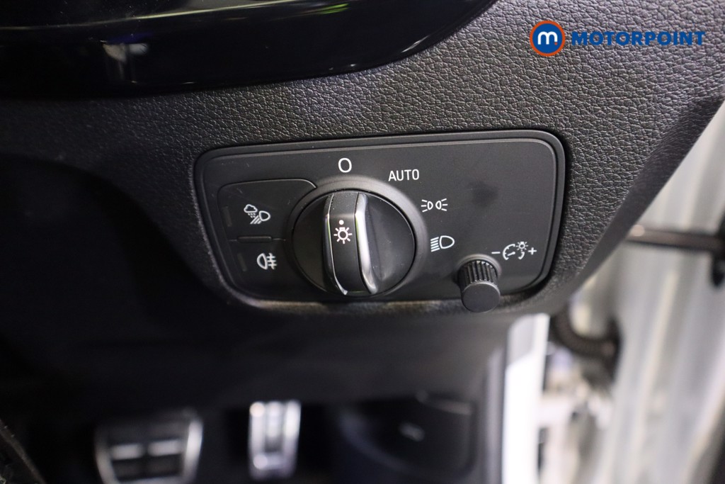 Audi Q2 Black Edition Automatic Petrol SUV - Stock Number (1619539) - 17th supplementary image