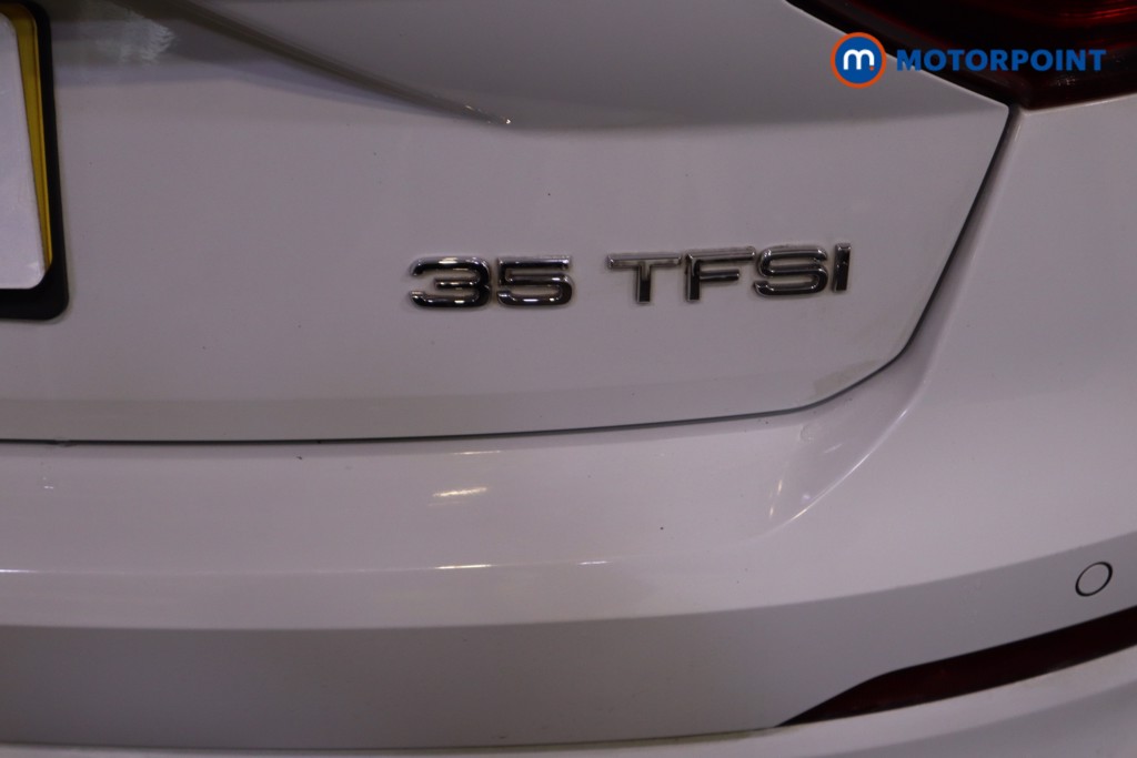 Audi Q2 Black Edition Automatic Petrol SUV - Stock Number (1619539) - 34th supplementary image