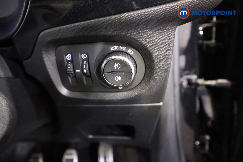 Vauxhall Corsa GS Manual Petrol Hatchback - Stock Number (1619720) - 12th supplementary image