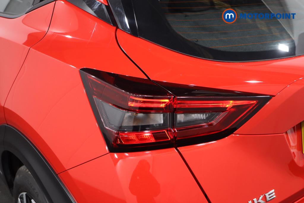 Nissan Juke Acenta Premium Manual Petrol SUV - Stock Number (1619892) - 20th supplementary image