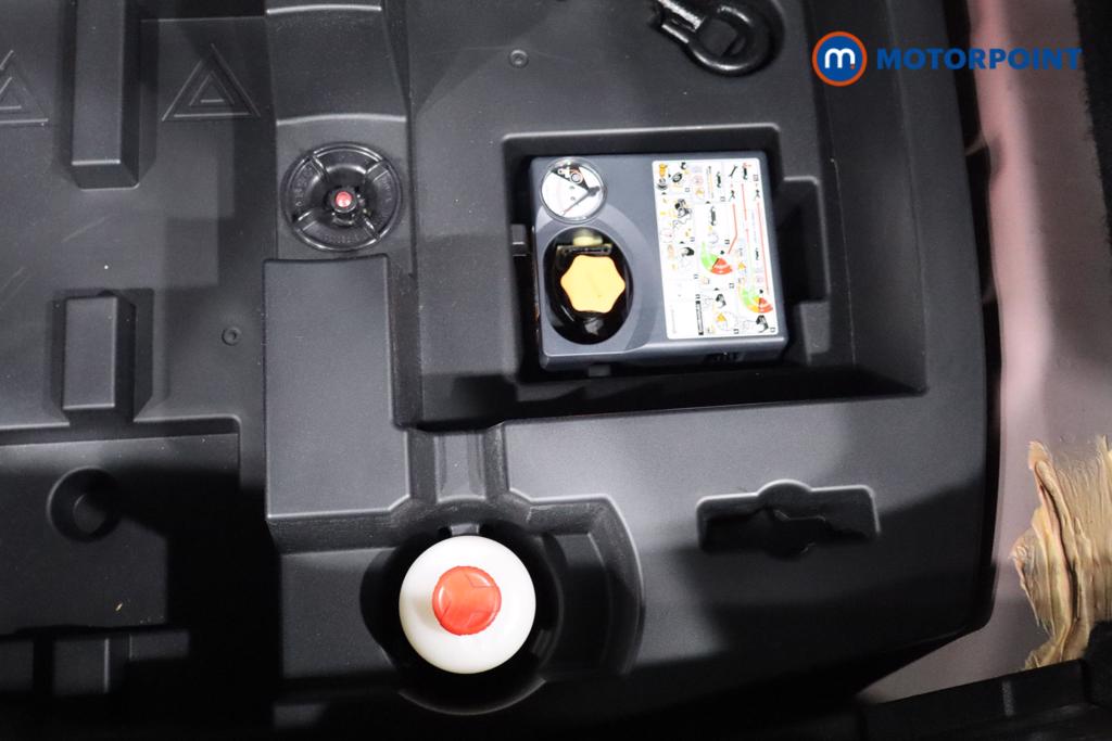 Nissan Juke Acenta Premium Manual Petrol SUV - Stock Number (1619892) - 24th supplementary image