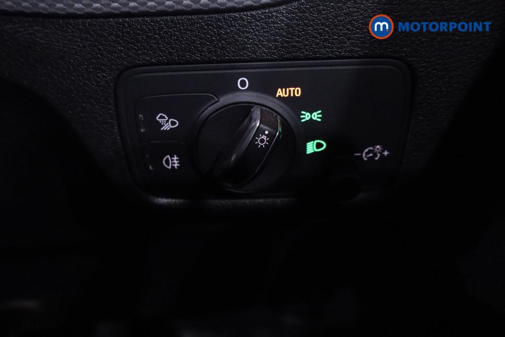 Audi Q2 Technik Manual Petrol SUV - Stock Number (1619931) - 9th supplementary image