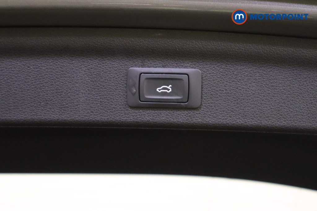 Audi Q3 Technik Manual Petrol SUV - Stock Number (1620551) - 19th supplementary image