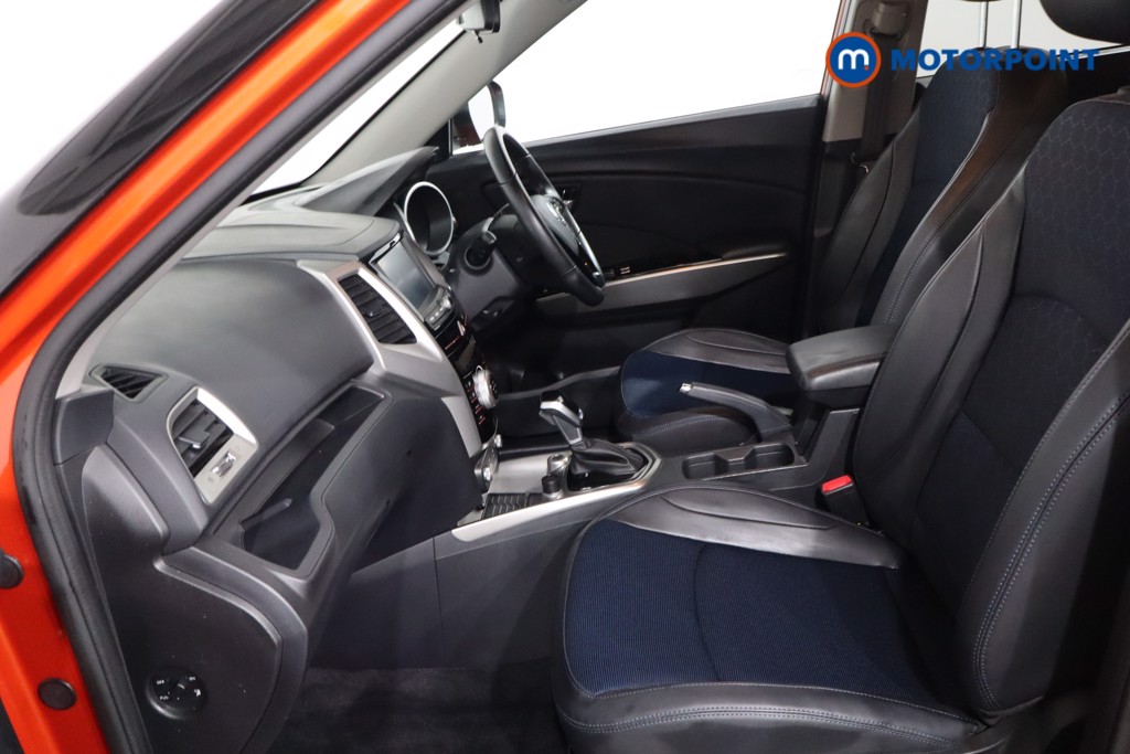 Ssangyong Tivoli LE Automatic Diesel SUV - Stock Number (1620765) - 4th supplementary image