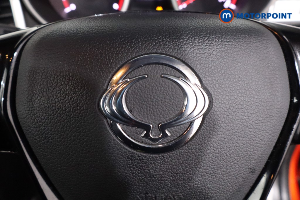 Ssangyong Tivoli LE Automatic Diesel SUV - Stock Number (1620765) - 13th supplementary image