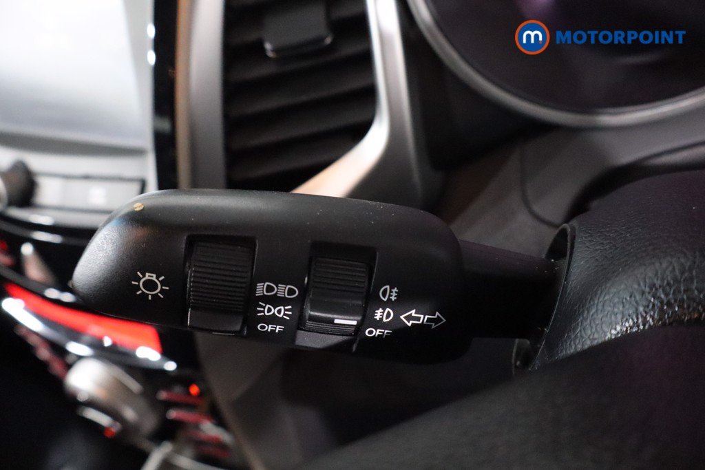 Ssangyong Tivoli LE Automatic Diesel SUV - Stock Number (1620765) - 14th supplementary image