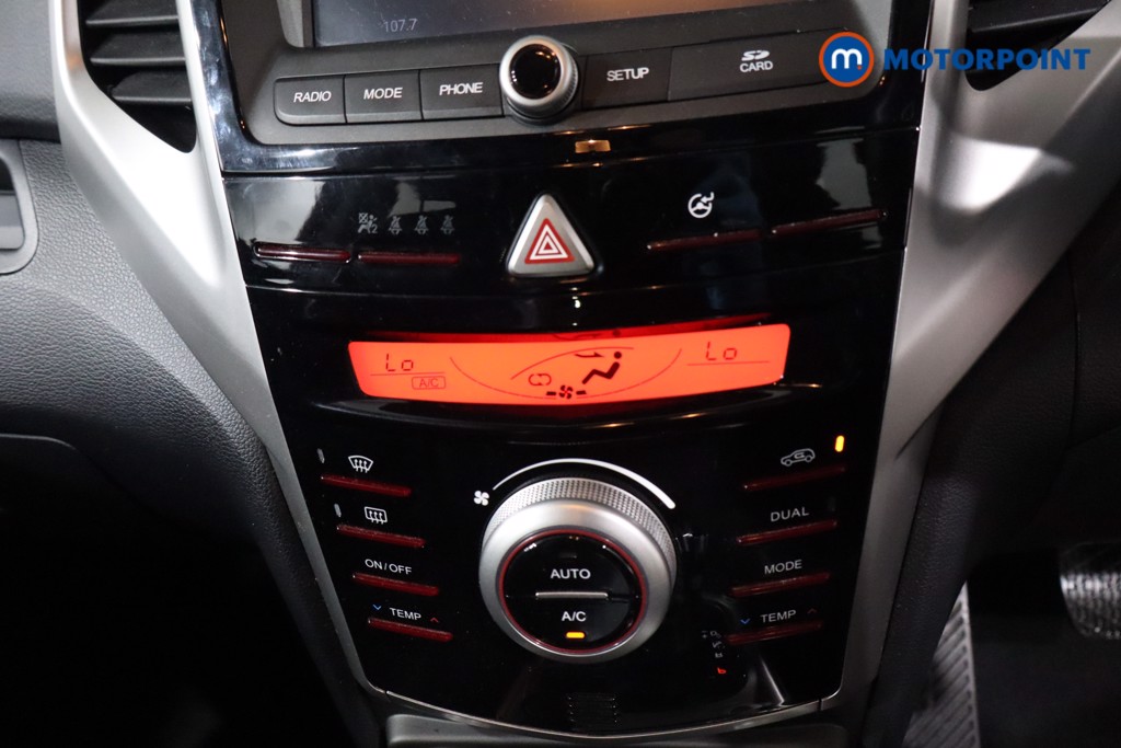 Ssangyong Tivoli LE Automatic Diesel SUV - Stock Number (1620765) - 20th supplementary image